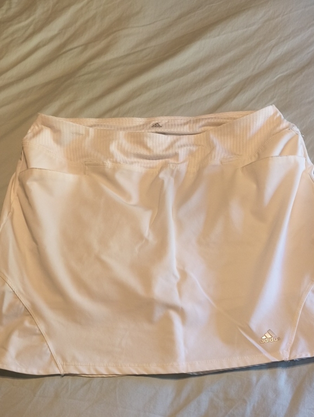 adidas White Women’s Athletic Tennis Skirt